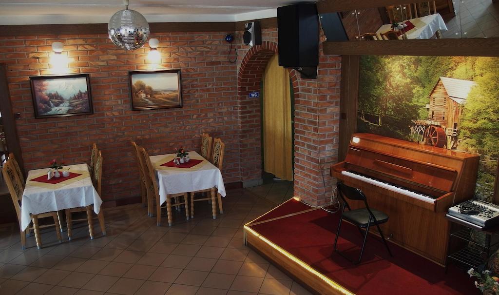 Hotelik Mazury オレツコ エクステリア 写真